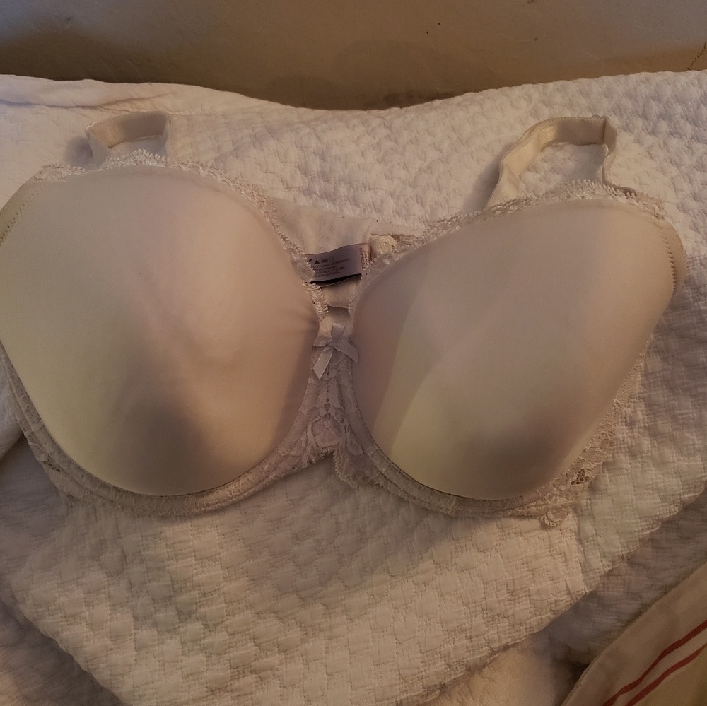 Victoria's secret bra